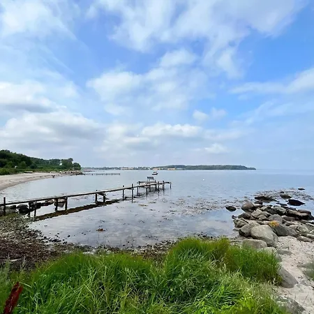 6 Person In Aabenraa-by Traum *